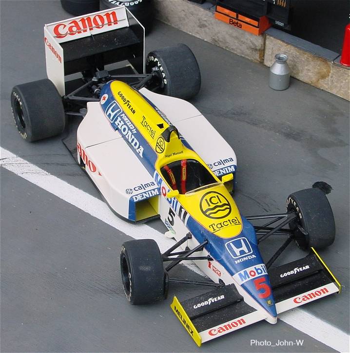 Williams Fw11